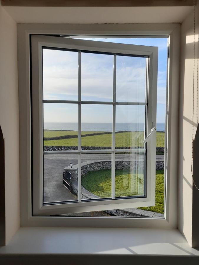 Seacoast Lodge Fanore Екстериор снимка